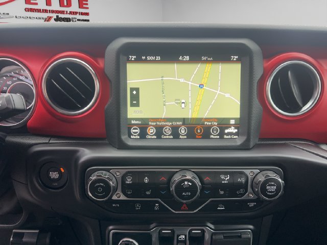 Used 2022 Jeep Gladiator Rubicon w/ Cold Weather Group AWD/4WD image 2
