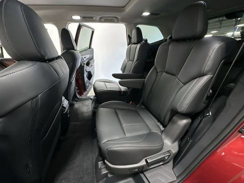 New 2025 Subaru Ascent Touring image 19