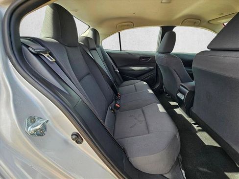 Used 2025 Toyota Corolla LE FWD image 18