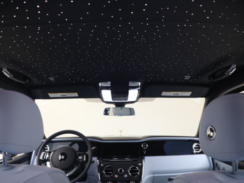 Certified 2025 Rolls-Royce Cullinan AWD/4WD image 33