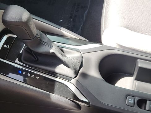 Certified 2025 Toyota Corolla LE FWD image 15