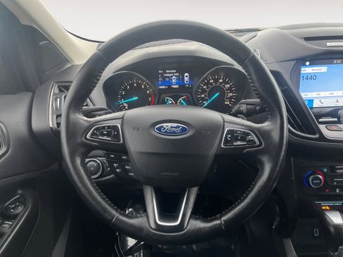 Used 2017 Ford Escape Titanium image 12
