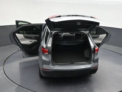 Used 2023 Chevrolet Equinox LS w/ LS Convenience Package FWD image 38
