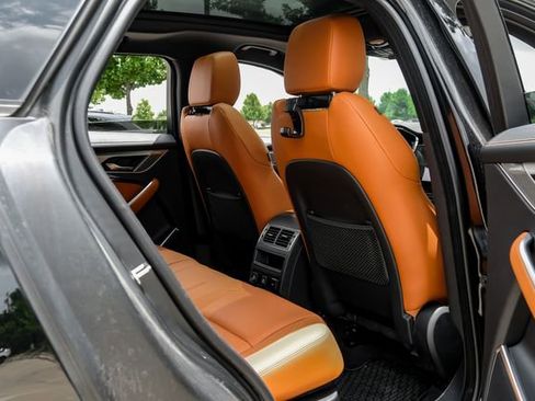 Used 2026 Jaguar F-PACE R-Dynamic S AWD/4WD image 43