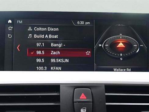 Used 2018 BMW 320i xDrive Sedan AWD/4WD image 25