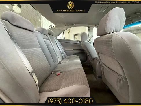 Used 2006 Toyota Camry LE image 19