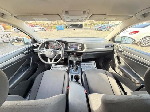 Used 2019 Volkswagen Jetta S w/ Driver Assistance Package FWD image 23