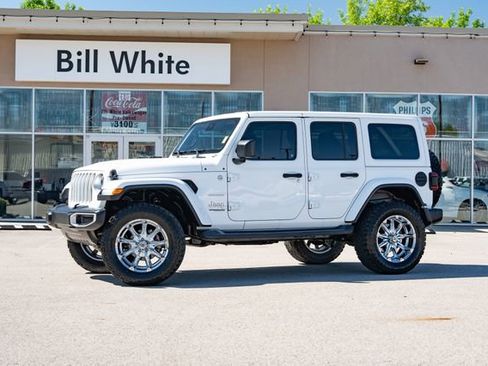 Used 2019 Jeep Wrangler Unlimited Sahara AWD/4WD image 1