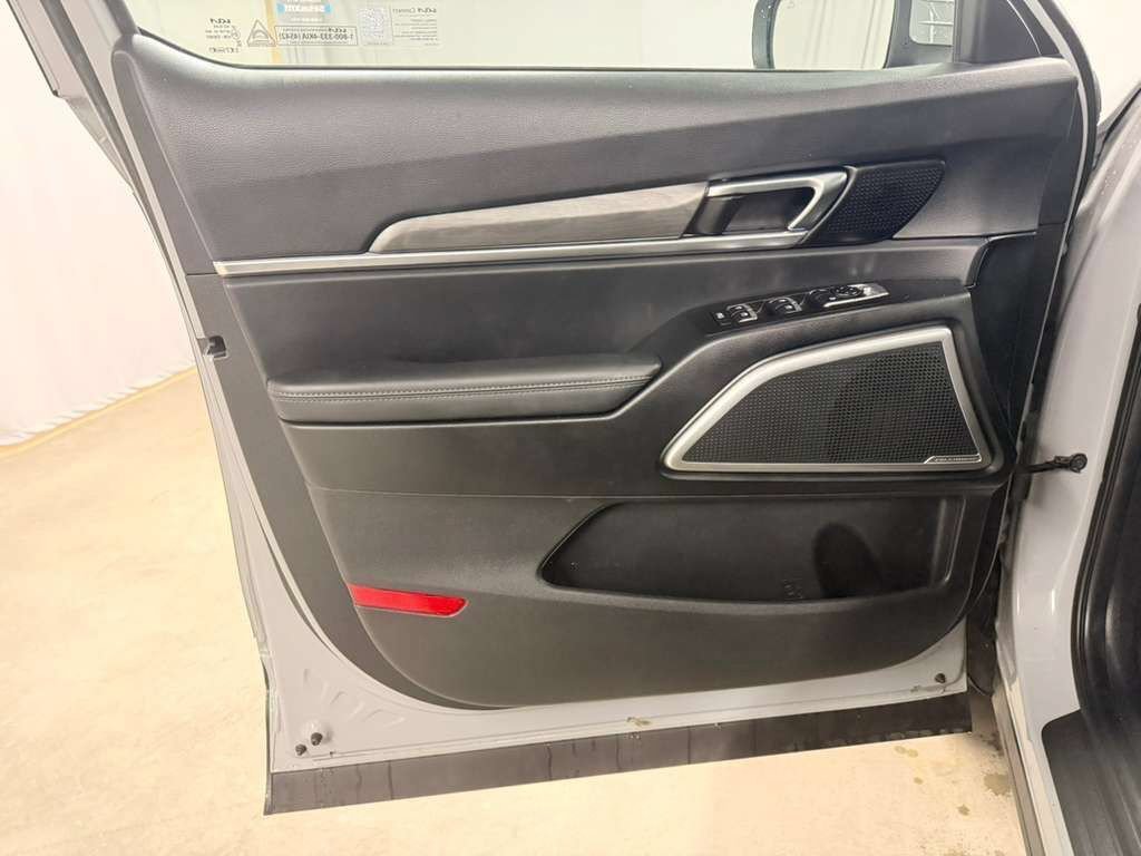 Used 2024 Kia Telluride EX X-Line AWD/4WD image 23