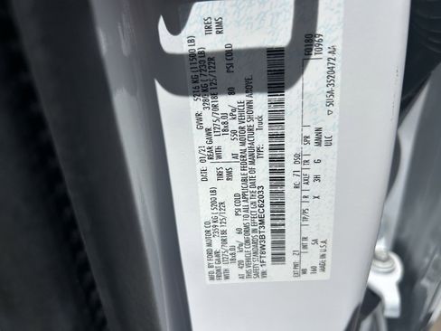 Used 2021 Ford F350 Lariat image 17