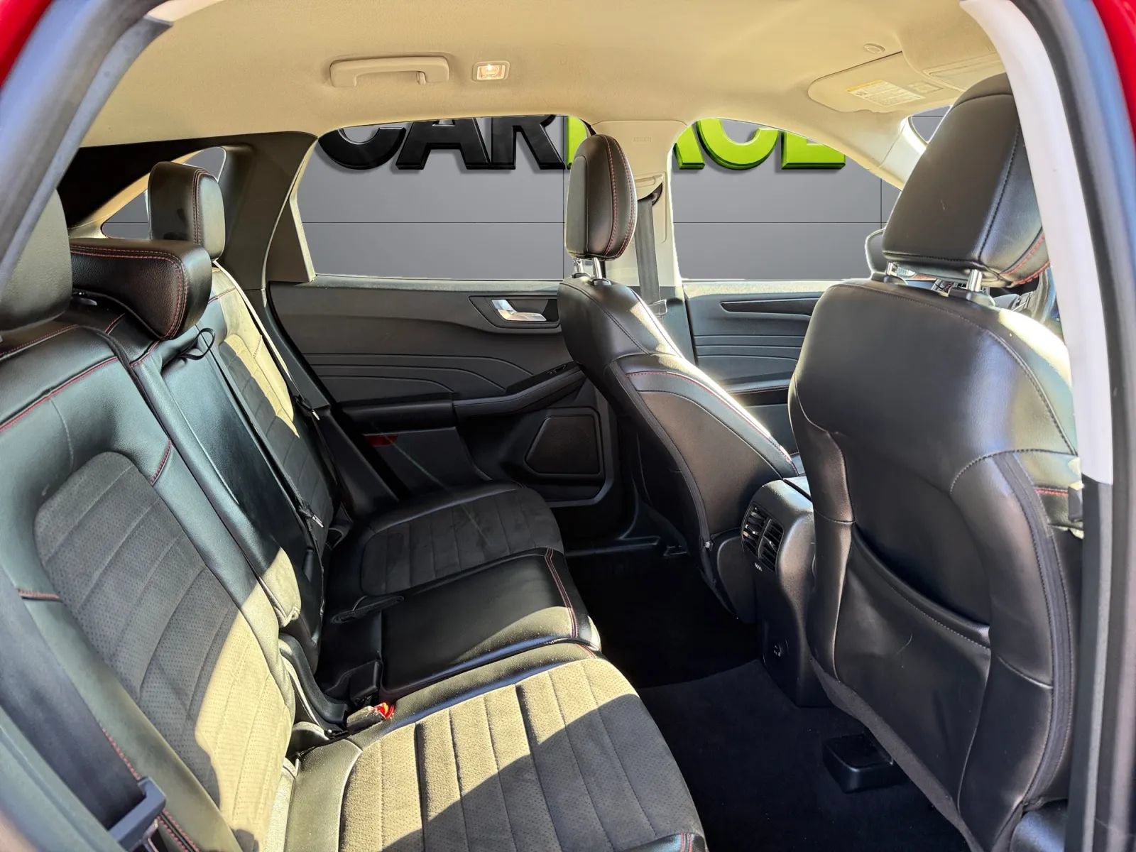 Used 2021 Ford Escape SEL w/ SEL Stealth AWD Package image 21