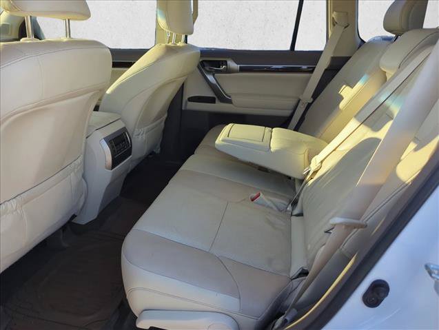 Used 2015 Lexus GX 460 w/ Premium Package AWD/4WD image 10