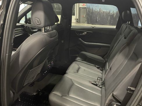 Used 2021 Audi Q7 3.0T Premium Plus w/ Executive Package AWD/4WD image 15