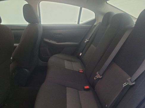 Used 2024 Nissan Sentra SV FWD image 18