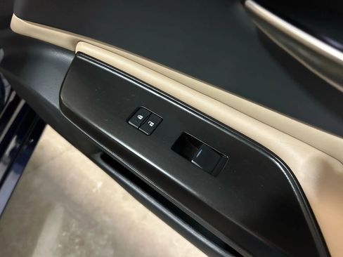 Used 2019 Lexus ES 350 w/ Accessory Package 2 image 53