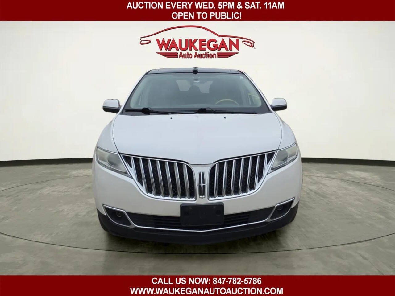 Used 2011 Lincoln MKX AWD w/ Wood Pkg image 2