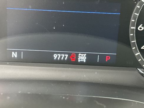 Certified 2024 Cadillac XT5 Luxury w/ LPO, Floor Liner Package image 27