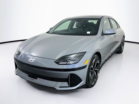 Used 2023 Hyundai Ioniq 6 SEL RWD image 3