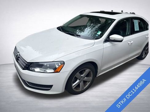 Used 2013 Volkswagen Passat 2.5 SE FWD image 3