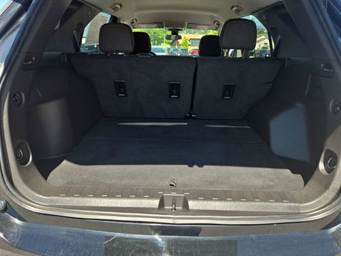 Used 2023 Chevrolet Equinox LT AWD/4WD image 22