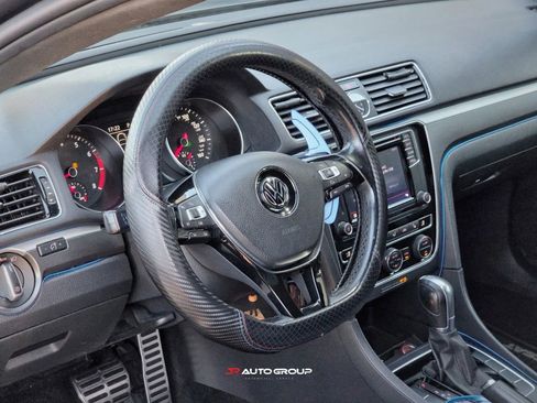 Used 2017 Volkswagen Passat 1.8T R-Line FWD image 14