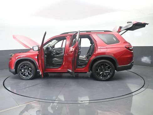 Used 2025 Honda Pilot Touring image 83