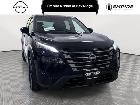 Used 2026 Nissan Rogue SV AWD/4WD image 1