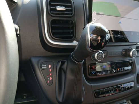 New 2024 RAM ProMaster 2500 w/ Advanced Safety Group FWD image 22