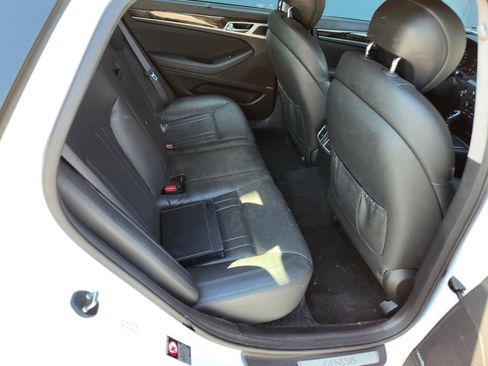 Used 2017 Genesis G80 3.8 w/ Option Group 02 image 17