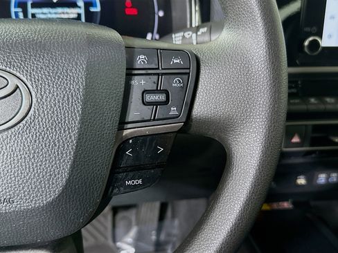 Used 2025 Toyota Camry LE image 17