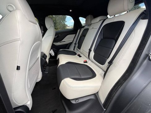 Used 2018 Jaguar F-PACE S AWD/4WD image 12