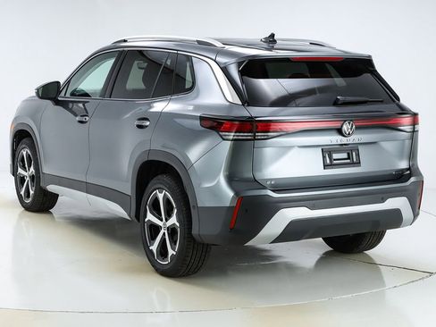 New 2026 Volkswagen Tiguan SE image 7