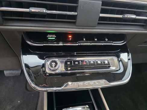 Certified 2023 Lincoln Corsair FWD w/ Equipment Group 101A image 13