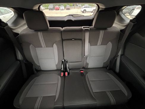 Used 2025 Chevrolet Blazer LT FWD image 39