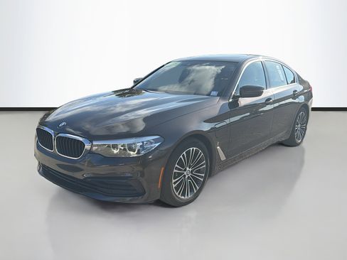 Used 2019 BMW 530e xDrive w/ Convenience Package image 7
