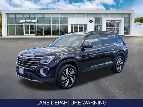 Certified 2026 Volkswagen Atlas SE AWD/4WD image 3