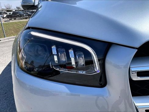 Used 2022 Mercedes-Benz GLS 450 4MATIC image 30