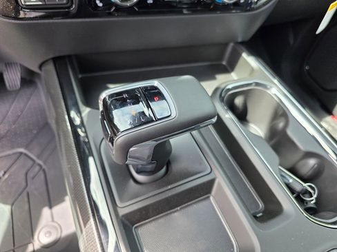 New 2026 Chevrolet Silverado 1500 ZR2 AWD/4WD image 17