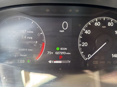 Used 2025 Honda HR-V LX image 21