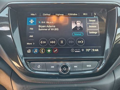 Used 2021 Chevrolet TrailBlazer RS w/ Sun and Liftgate Package FWD image 16