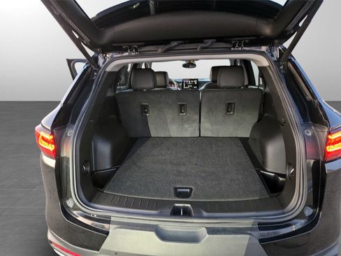 Used 2024 Chevrolet Blazer LT image 32