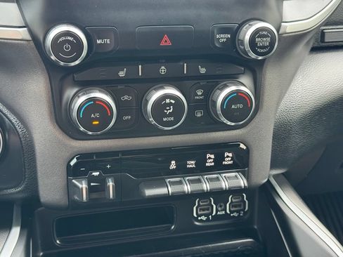 Used 2020 RAM 1500 Big Horn AWD/4WD image 33
