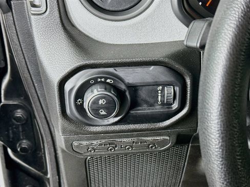 Used 2024 Jeep Gladiator Sport AWD/4WD image 11