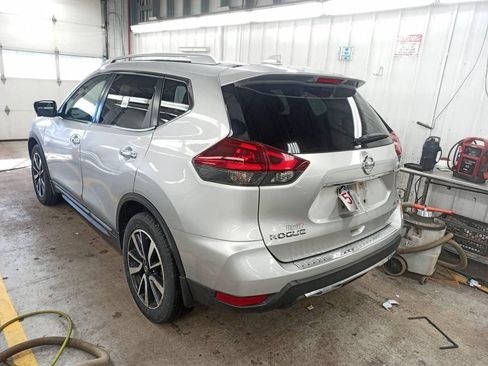 Used 2018 Nissan Rogue SL w/ Premium Package AWD/4WD image 5