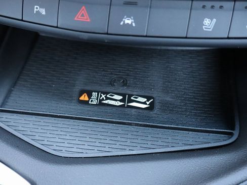 Used 2025 Cadillac CT4 Premium Luxury image 21