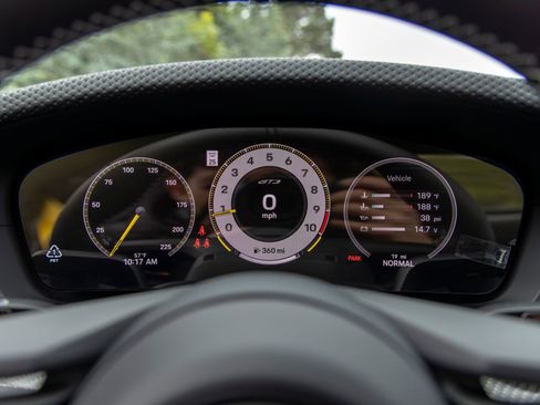 Certified 2026 Porsche 911 GT3 RWD image 42