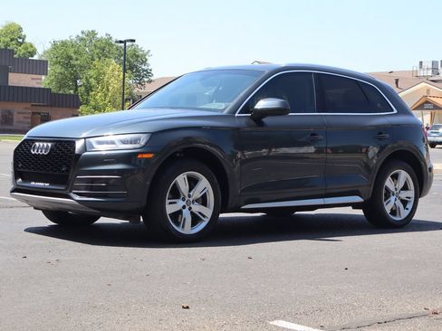 Used 2018 Audi Q5 2.0T Premium Plus w/ Premium Plus Package AWD/4WD image 11