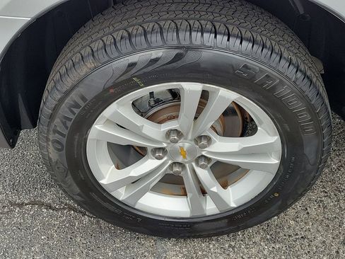 Used 2017 Chevrolet Equinox LS image 6