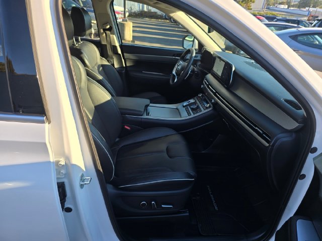 Used 2023 Hyundai Palisade SEL AWD/4WD image 11