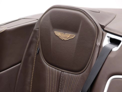 Used 2019 Aston Martin DB11 Volante RWD image 49